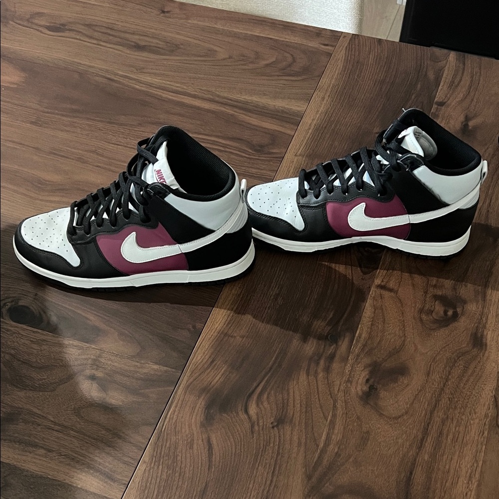 Nike Women's Dunks